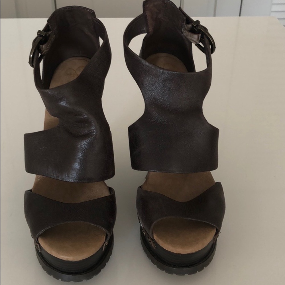 Jessica Simpson Maris Wedge